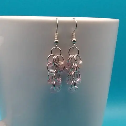 Shaggy Loops Chainmaille Earrings - pink mist beads