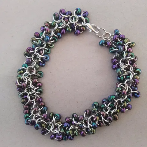 Shaggy Loops 8" Handmade Chainmaille Bracelet - Dark Rainbow Beads