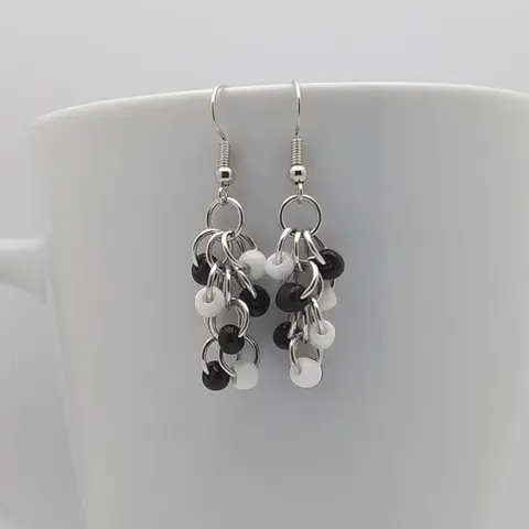 Shaggy Loops Handmade Chainmaille Earrings - Black/White Beads