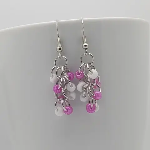 Shaggy Loops Handmade Chainmaille Earrings - White/Rose Beads